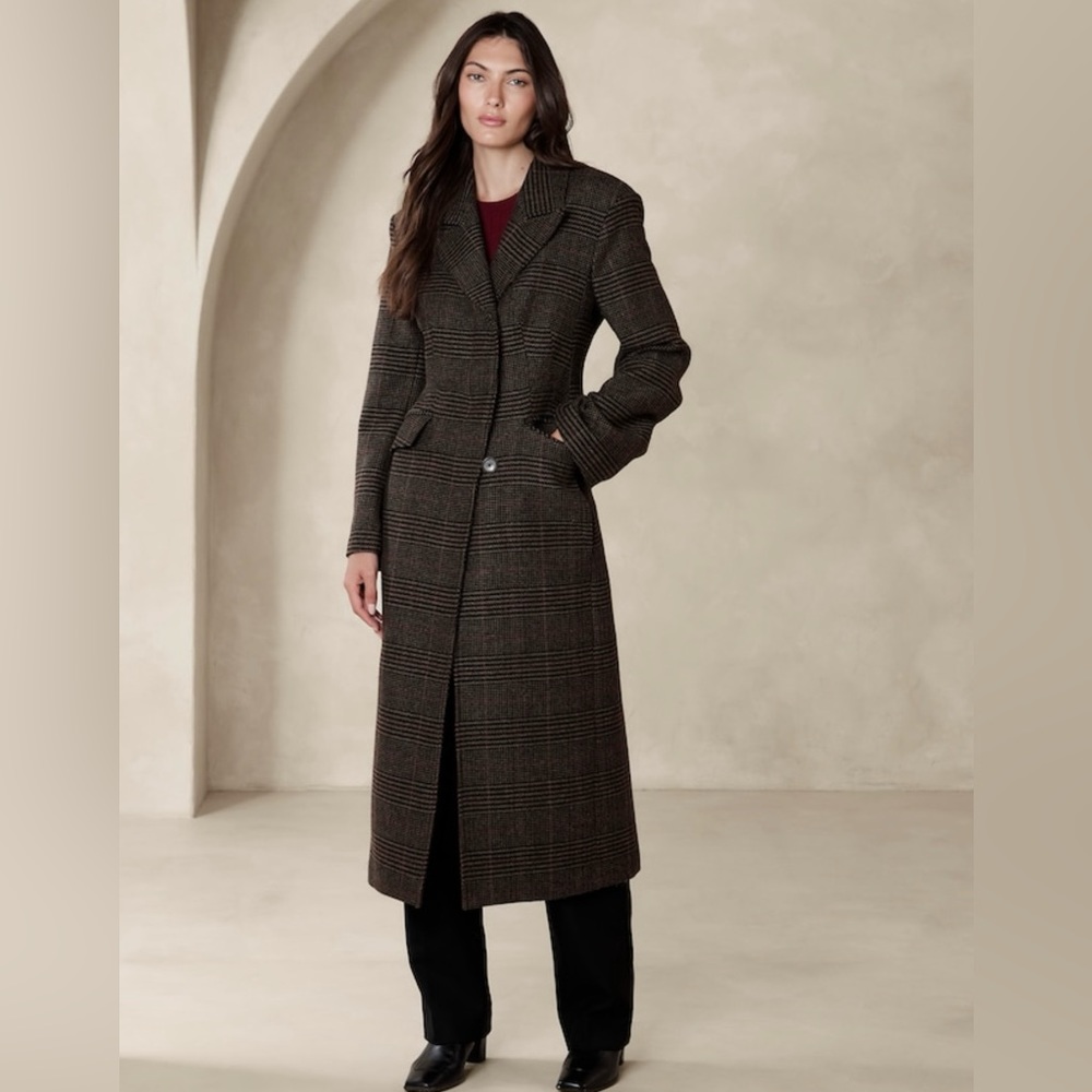 Worn once! Banana Republic Isola Melton Hourglass Topcoat Medium